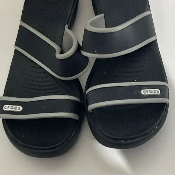 Crocs Women's Black Gray Madeira Wedge Comfort Slip‎ On Slide Sandals Size 5 - Picture 3 of 9